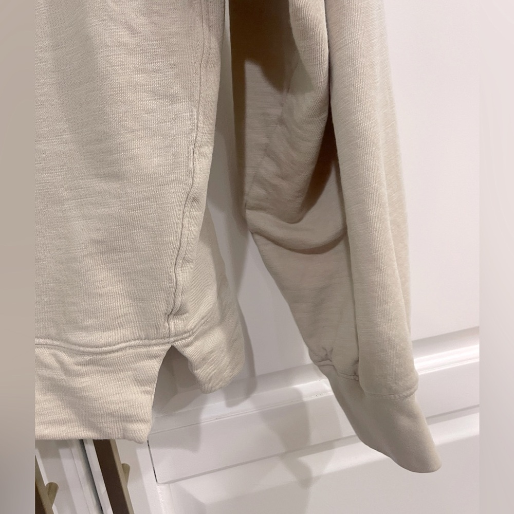 Sundance Day Dreamer Lounge Top | Cozy Normcore Sweatshirt | Loungewear | Small - Picture 6 of 8